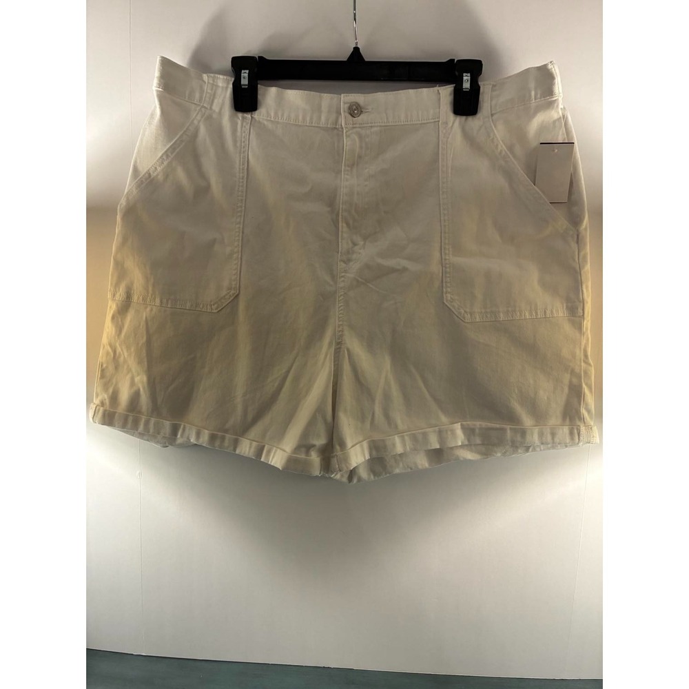 Gloria‎ Vanderbilt Womens Shorts 16W White Cuffed Mid Rise Classic